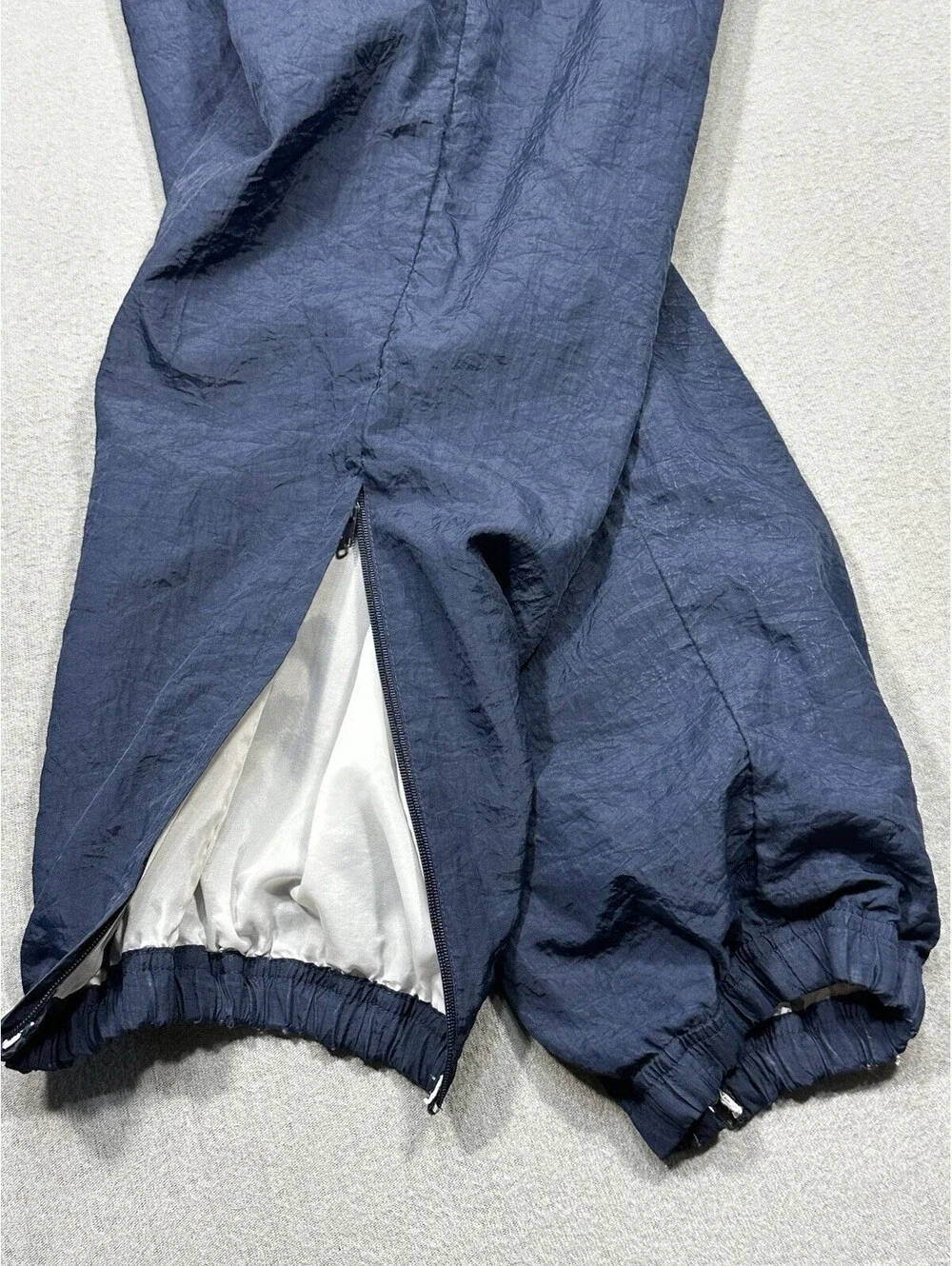 Vintage Reebok Track Pants Mens Large Navy Nylon Joggers Y2K Windbreaker